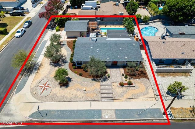 9401 Valjean Avenue, North Hills, CA 91343