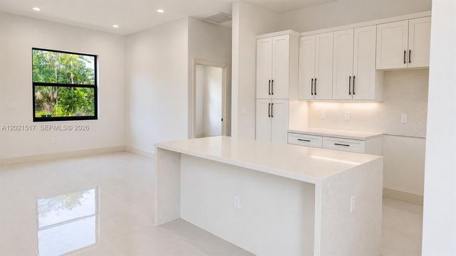 703 LONG ISLAND, Lehigh Acres, FL 33974