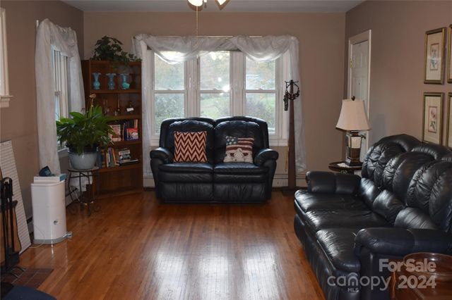 25 Cypress Road, Marion, NC 28752