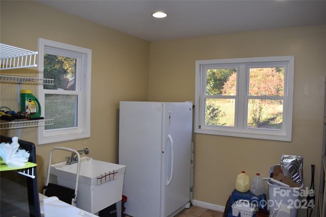25 Cypress Road, Marion, NC 28752