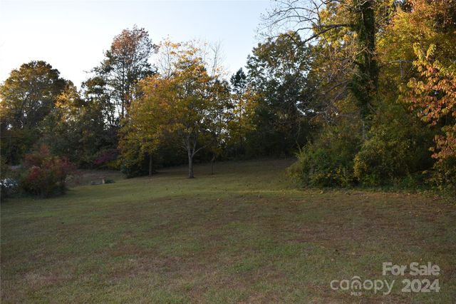 25 Cypress Road, Marion, NC 28752