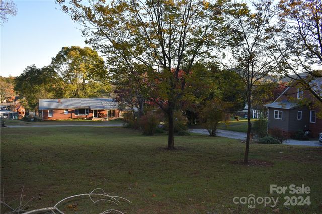 25 Cypress Road, Marion, NC 28752