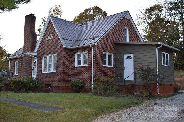25 Cypress Road, Marion, NC 28752