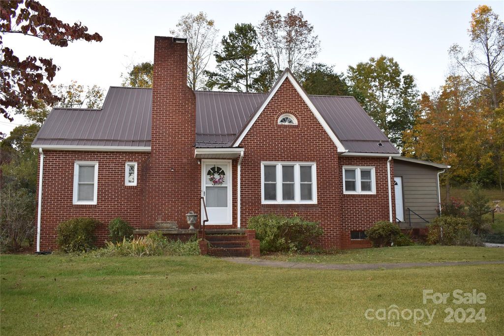 25 Cypress Road, Marion, NC 28752