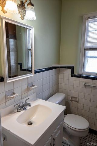 7347 Delmar Boulevard, University City, MO 63130