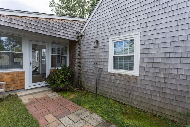 499 Squantum Drive, Warwick, RI 02888