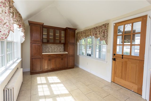 499 Squantum Drive, Warwick, RI 02888