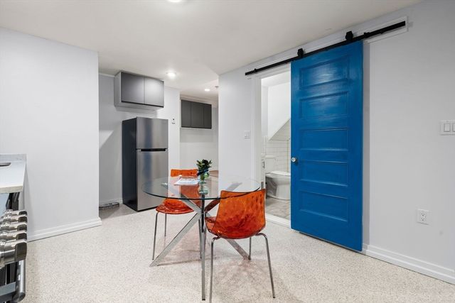 26 Unity St 1, Boston, MA 02113