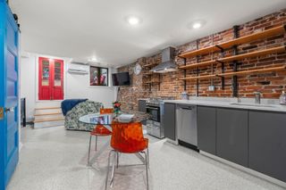 26 Unity St 1, Boston, MA 02113