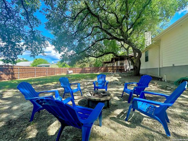 741 LOOKOUT DR, Canyon Lake, TX 78133