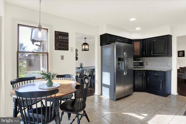 803 DUNBAR RD, Carlisle, PA 17013