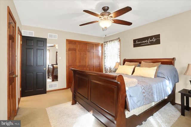 803 DUNBAR RD, Carlisle, PA 17013