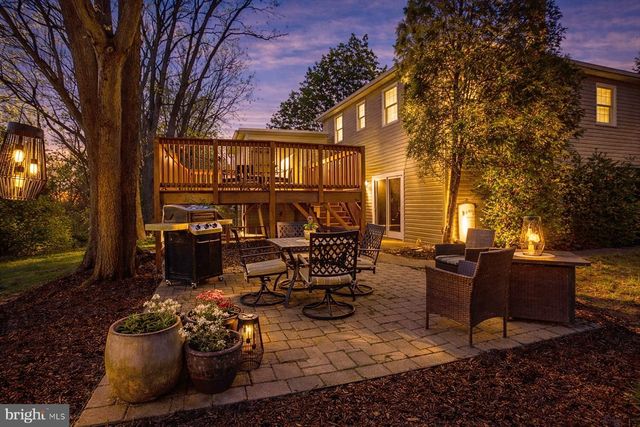803 DUNBAR RD, Carlisle, PA 17013