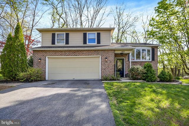 803 DUNBAR RD, Carlisle, PA 17013