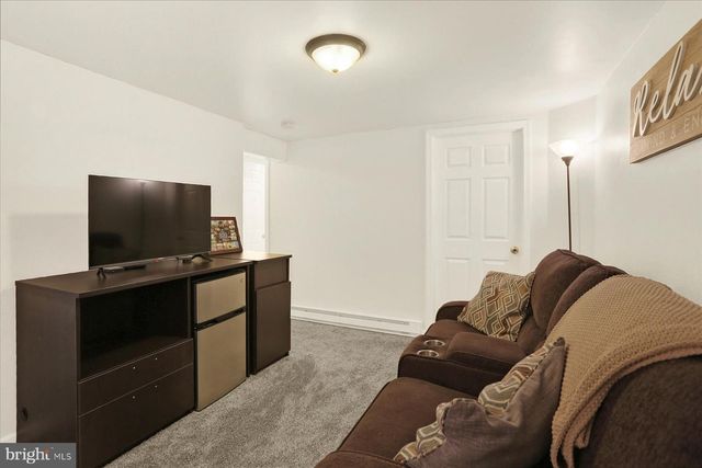 803 DUNBAR RD, Carlisle, PA 17013