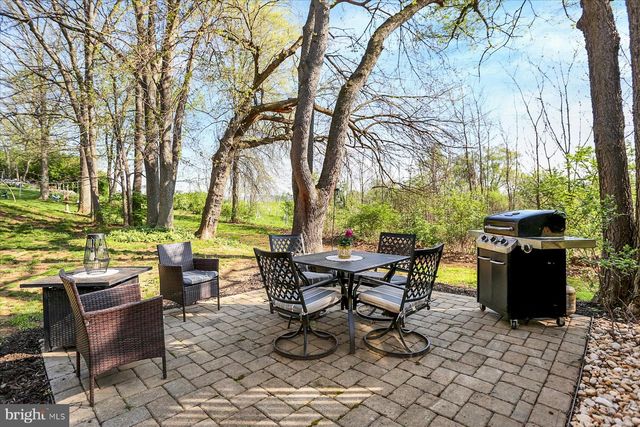 803 DUNBAR RD, Carlisle, PA 17013