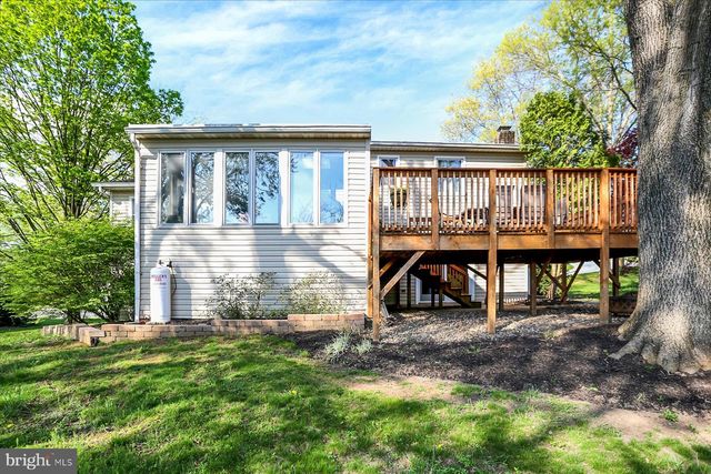 803 DUNBAR RD, Carlisle, PA 17013