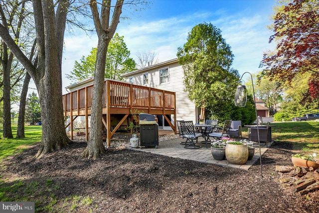 803 DUNBAR RD, Carlisle, PA 17013