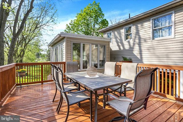 803 DUNBAR RD, Carlisle, PA 17013