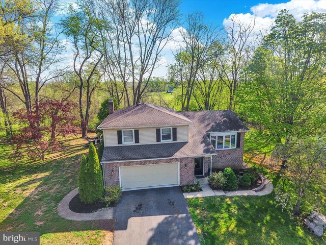 803 DUNBAR RD, Carlisle, PA 17013