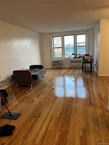 1332 Metropolitan Avenue 3G, Bronx, NY 10462