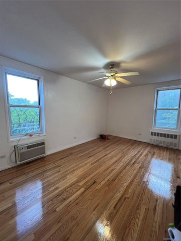 1332 Metropolitan Avenue 3G, Bronx, NY 10462