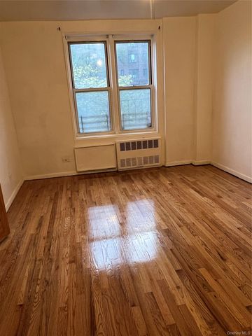 1332 Metropolitan Avenue 3G, Bronx, NY 10462