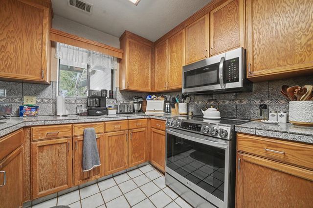 4863 Messing Rd, Valley Springs, CA 95252