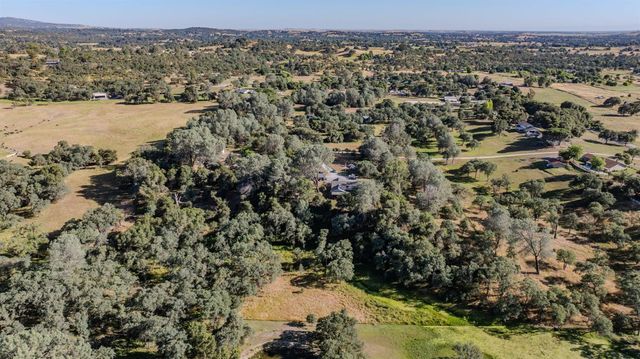 4863 Messing Rd, Valley Springs, CA 95252