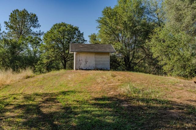 4863 Messing Rd, Valley Springs, CA 95252