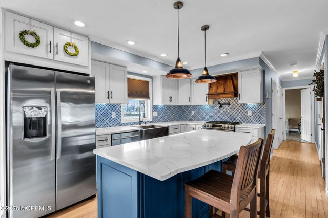 6 Lisa Drive, Brick, NJ 08724