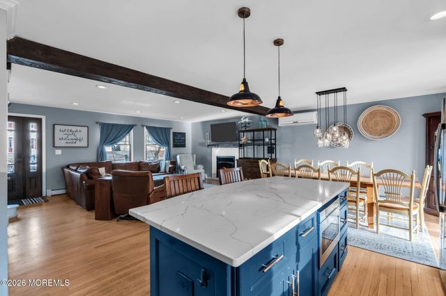 6 Lisa Drive, Brick, NJ 08724