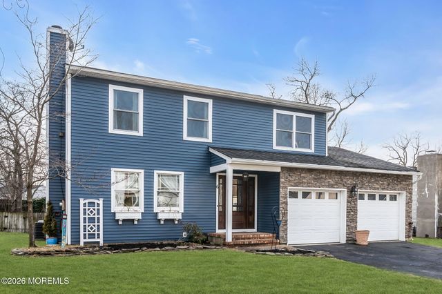 6 Lisa Drive, Brick, NJ 08724