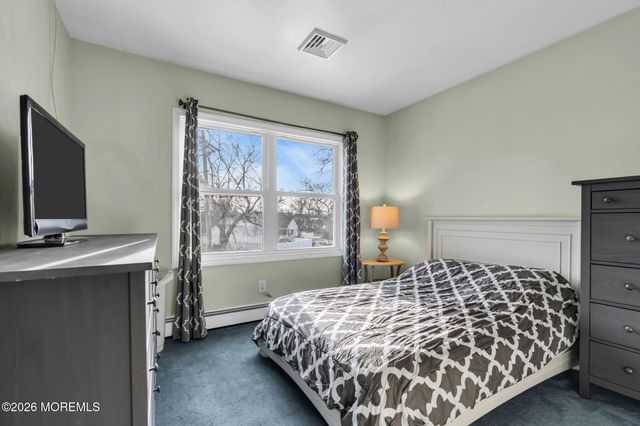 6 Lisa Drive, Brick, NJ 08724