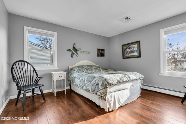 6 Lisa Drive, Brick, NJ 08724