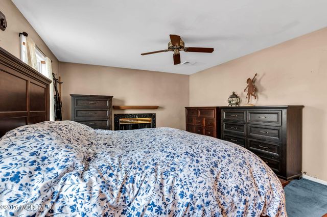 6 Lisa Drive, Brick, NJ 08724