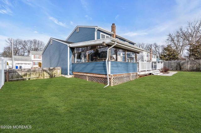 6 Lisa Drive, Brick, NJ 08724