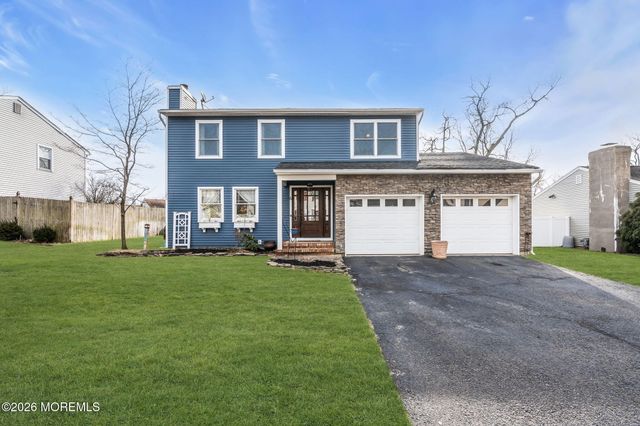 6 Lisa Drive, Brick, NJ 08724