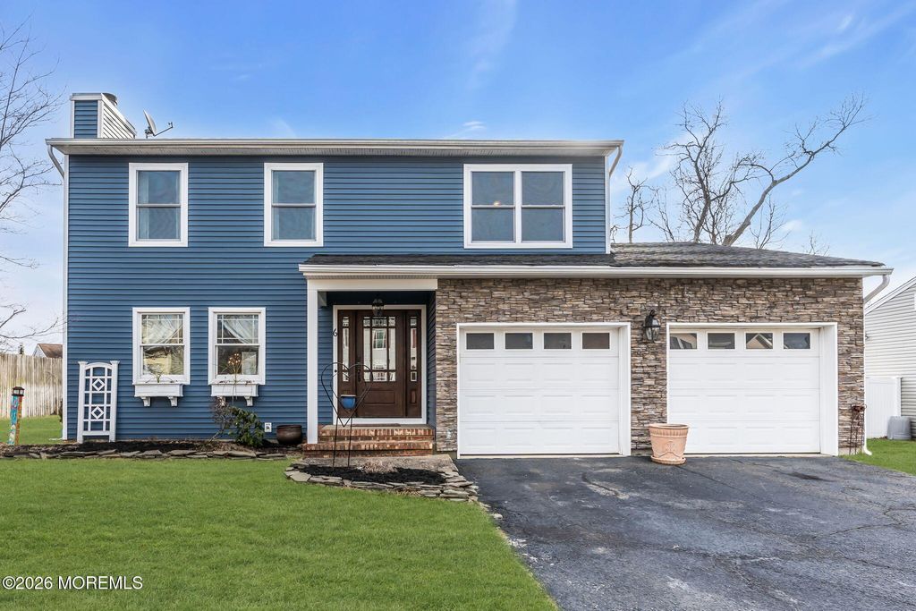 6 Lisa Drive, Brick, NJ 08724