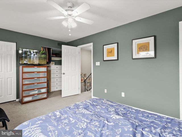 8601 CASTLEMILL CIR, Baltimore, MD 21236