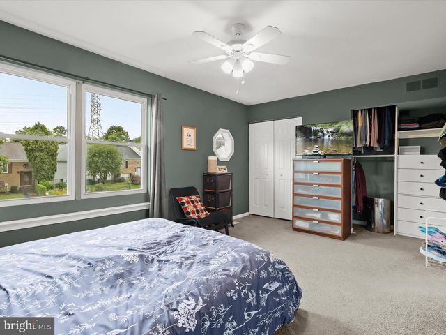 8601 CASTLEMILL CIR, Baltimore, MD 21236