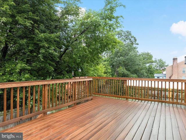8601 CASTLEMILL CIR, Baltimore, MD 21236