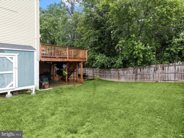 8601 CASTLEMILL CIR, Baltimore, MD 21236