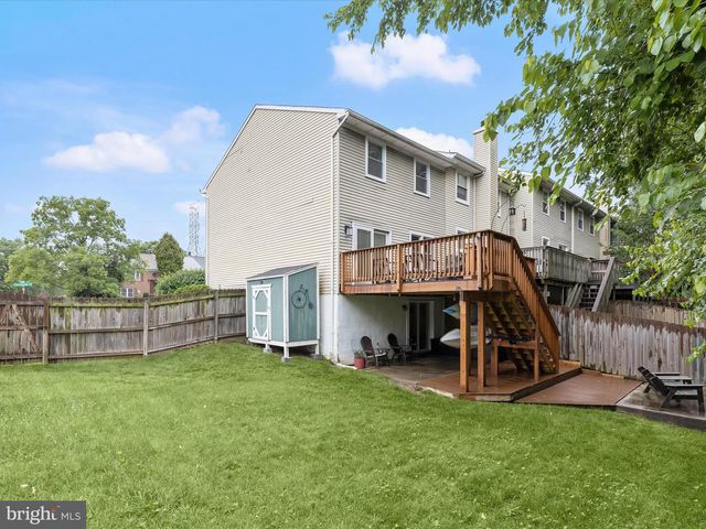 8601 CASTLEMILL CIR, Baltimore, MD 21236