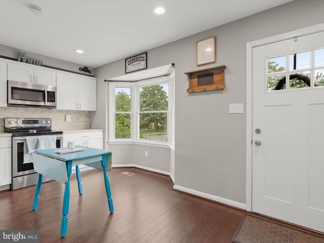 8601 CASTLEMILL CIR, Baltimore, MD 21236