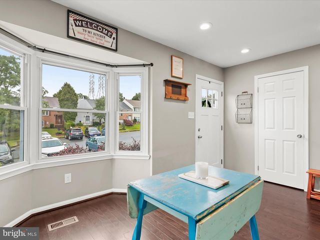 8601 CASTLEMILL CIR, Baltimore, MD 21236