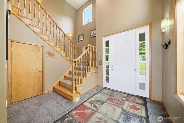 966 Lookout Road, Castle Rock, WA 98611