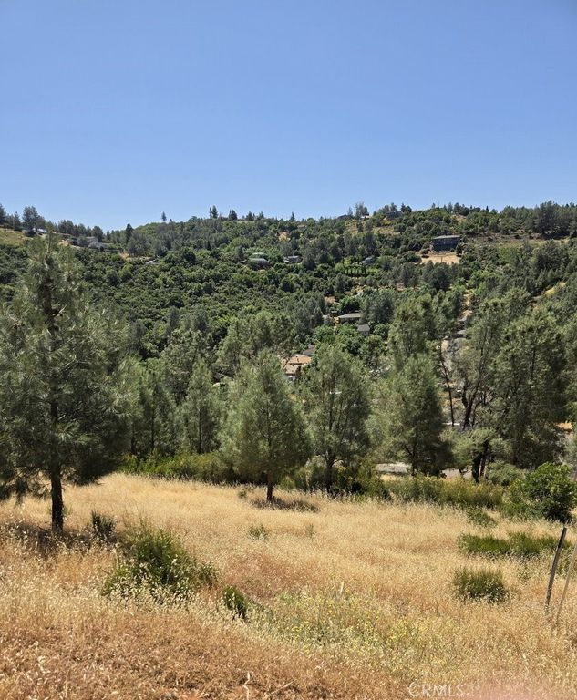 Image 1 of property listing at 4720 Iroquois Trail, Kelseyville, CA 95451