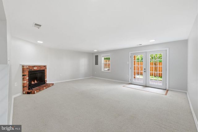 5719 CROWNLEIGH CT, Burke, VA 22015
