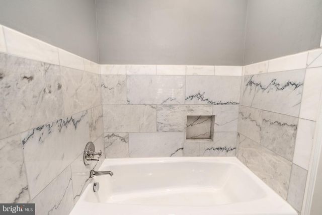 4920 PALISADE LN NW, Washington, DC 20016